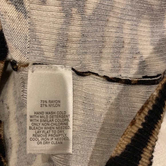 White House Black Market Black/Tan Tiger Stripe Cardigan Sweater sz M - Picture 5 of 5